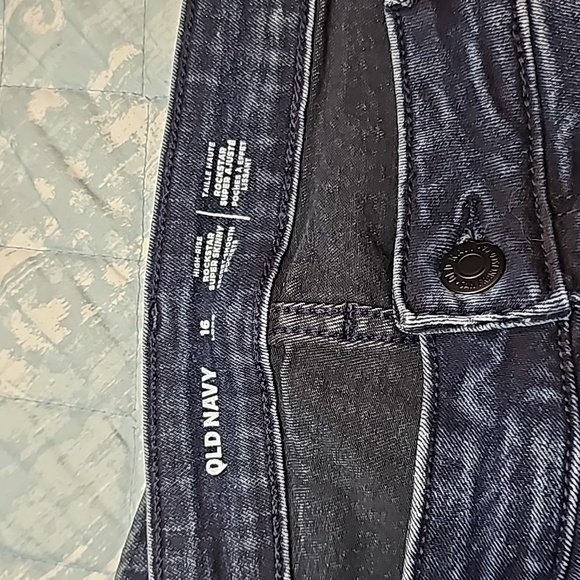 OLD NAVY high-rise Rockstar super skinny Jeans - Picture 2 of 4